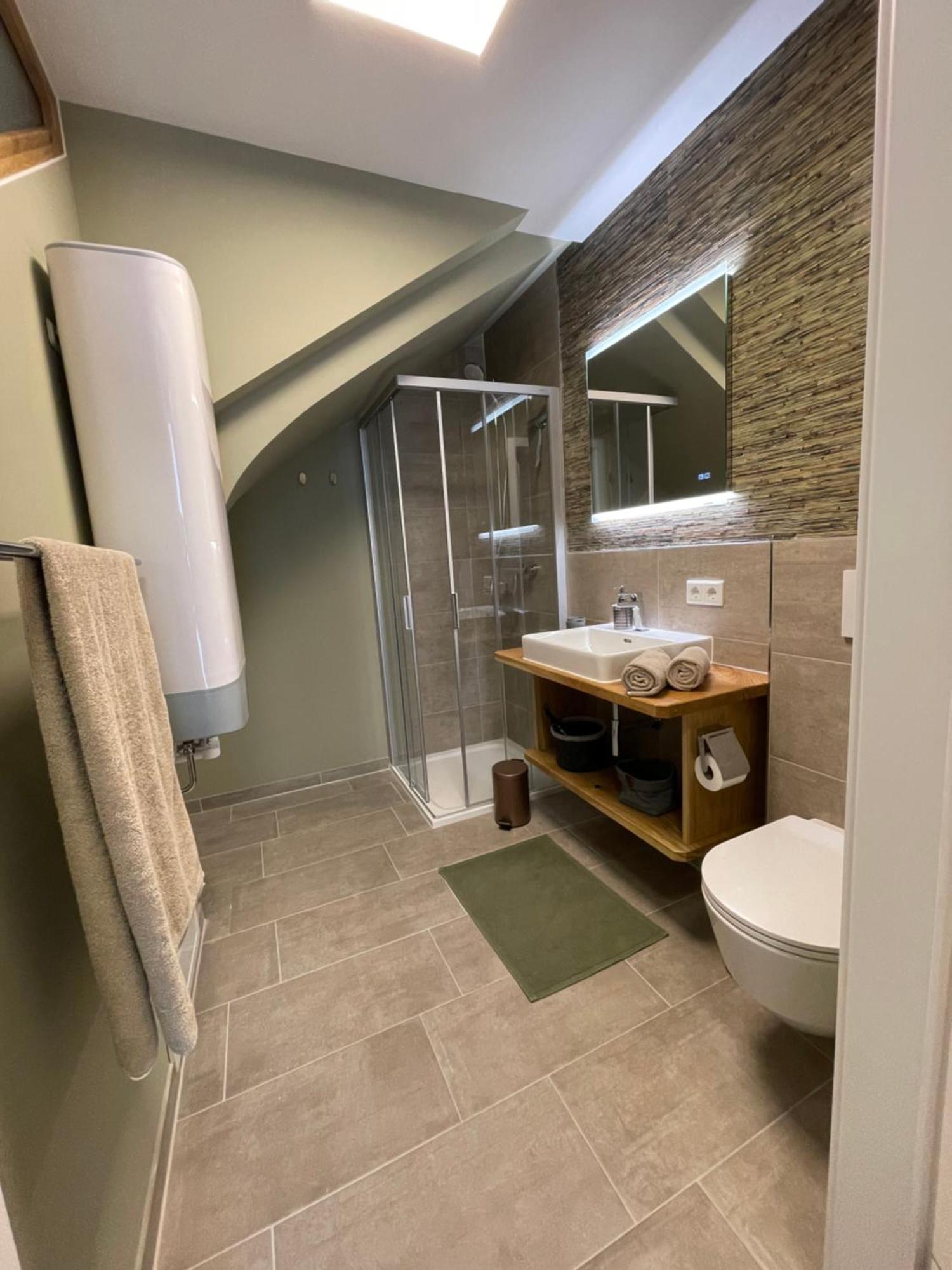 Die Tauplitz Lodges - Adler Auszeit Lodge D6 By Aa Holiday Homes Zewnętrze zdjęcie